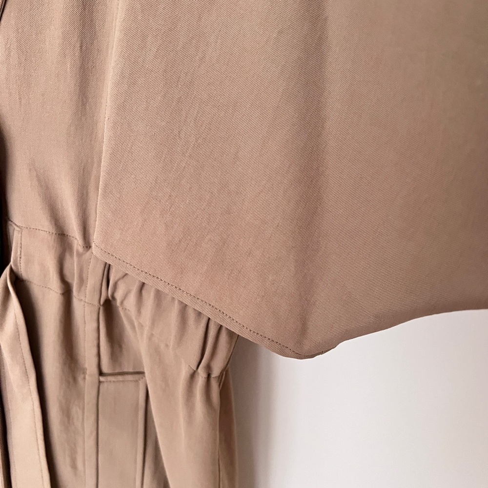 A.L.C. Designer Trench Coat Size 12 Like New Relaxed Fit Luxury Neutra - Picture 4 of 9